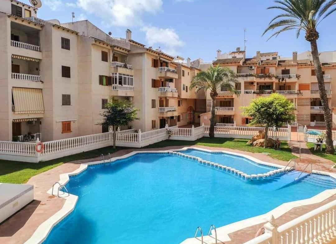 Casa Del Angel , Cosy 2 Bed Apartment,150M From Playa Los Locos Plus Beautiful Swimming Pool Torrevieja Ngoại thất bức ảnh